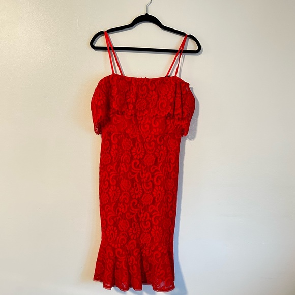 BCBGMAXAZRIA NWT Burt red off the shoulder lace dress; Little Red Dress Size 10 - Picture 3 of 10